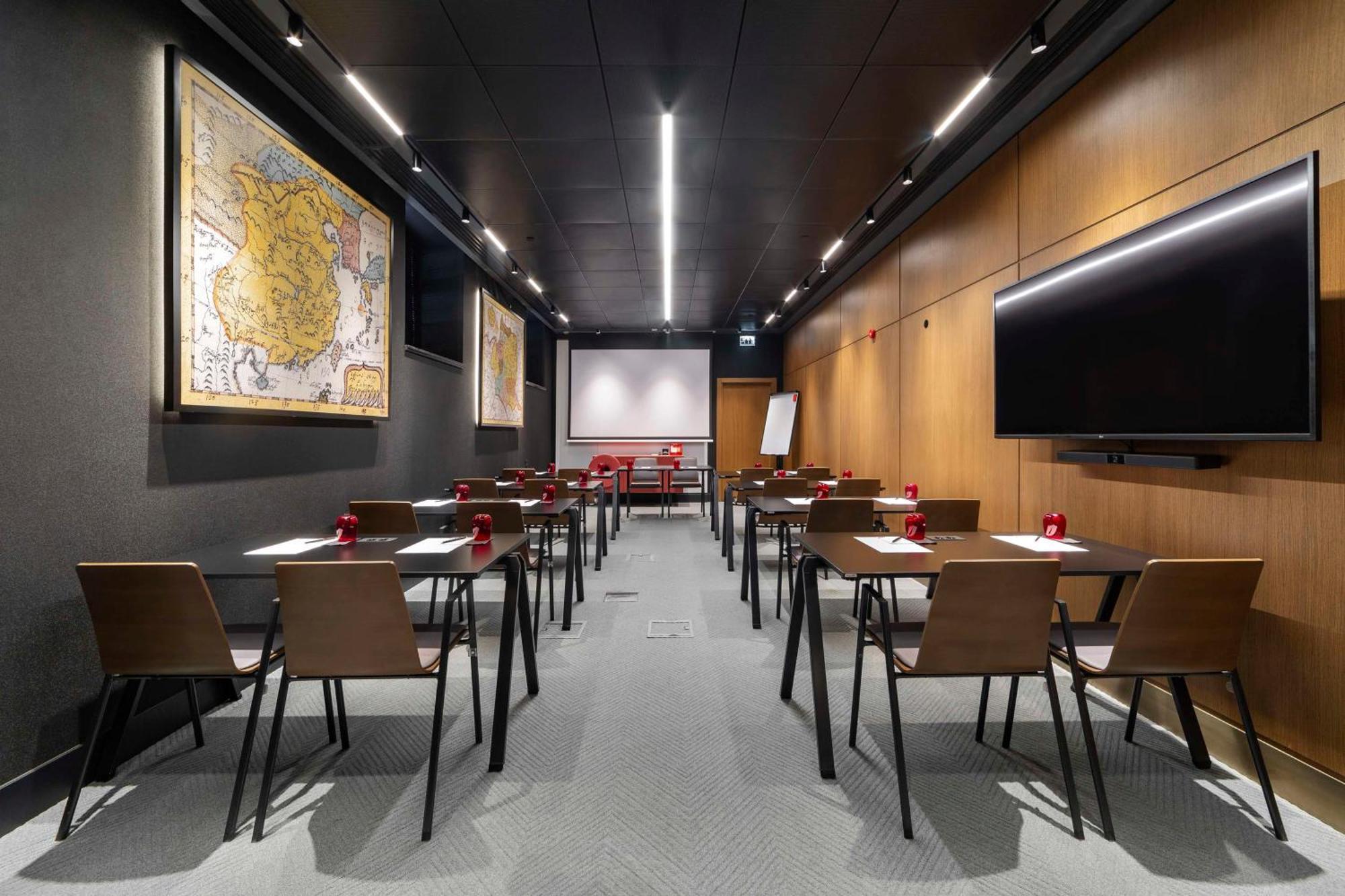 Radisson Red Tbilisi Hotel ภายนอก รูปภาพ