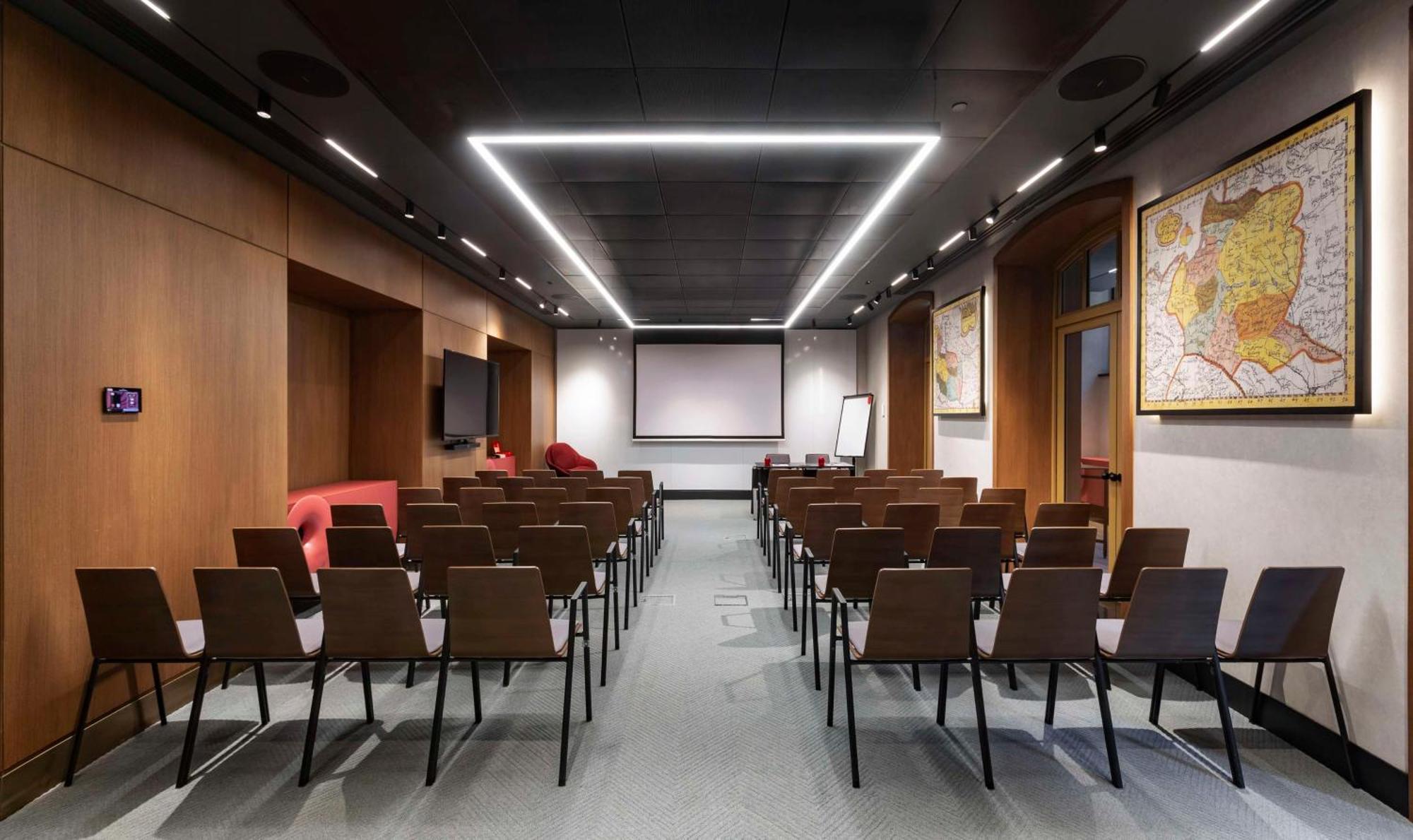 Radisson Red Tbilisi Hotel ภายนอก รูปภาพ