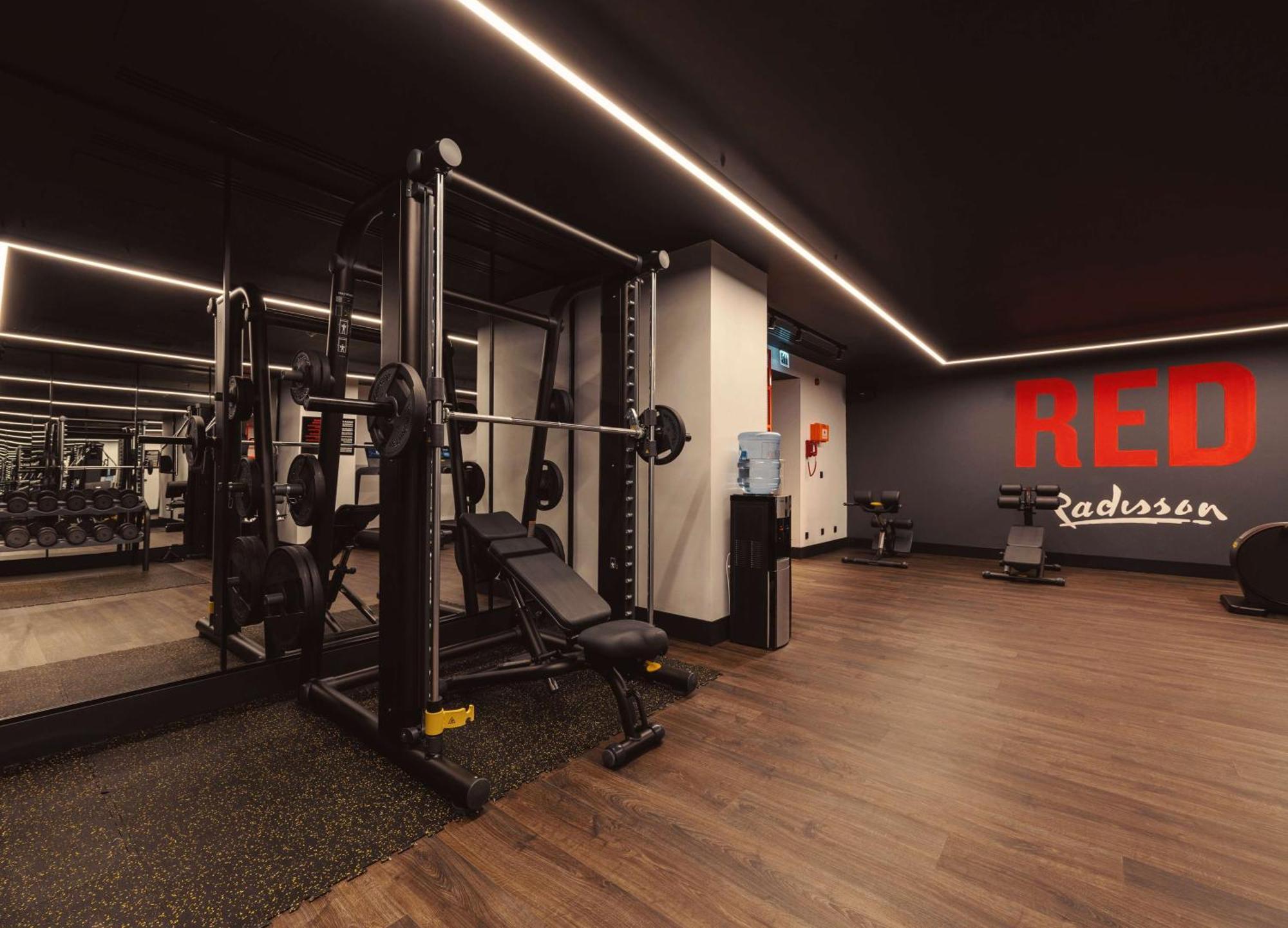 Radisson Red Tbilisi Hotel ภายนอก รูปภาพ