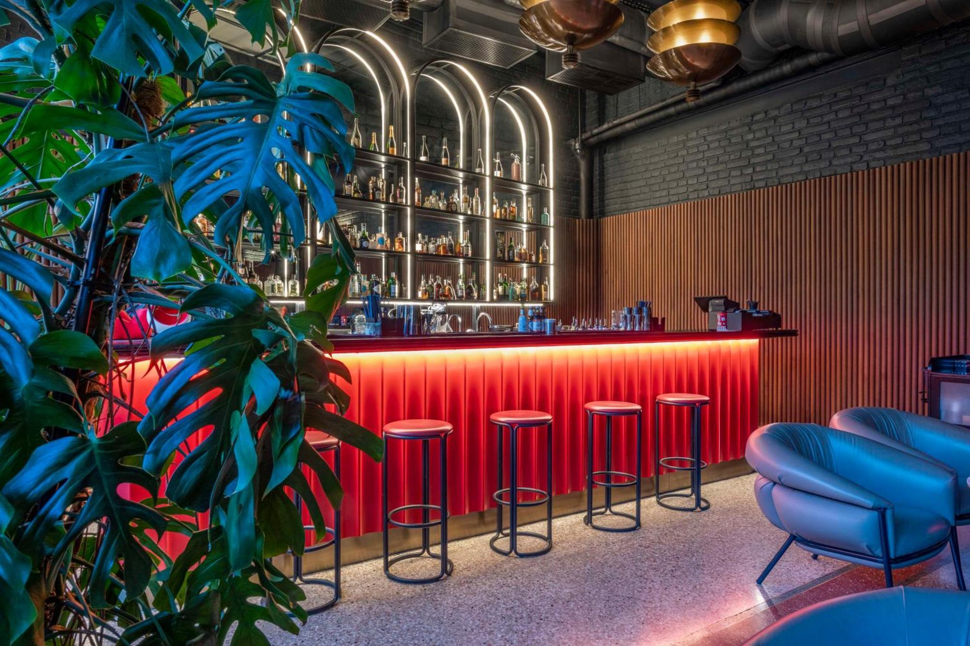 Radisson Red Tbilisi Hotel ภายนอก รูปภาพ