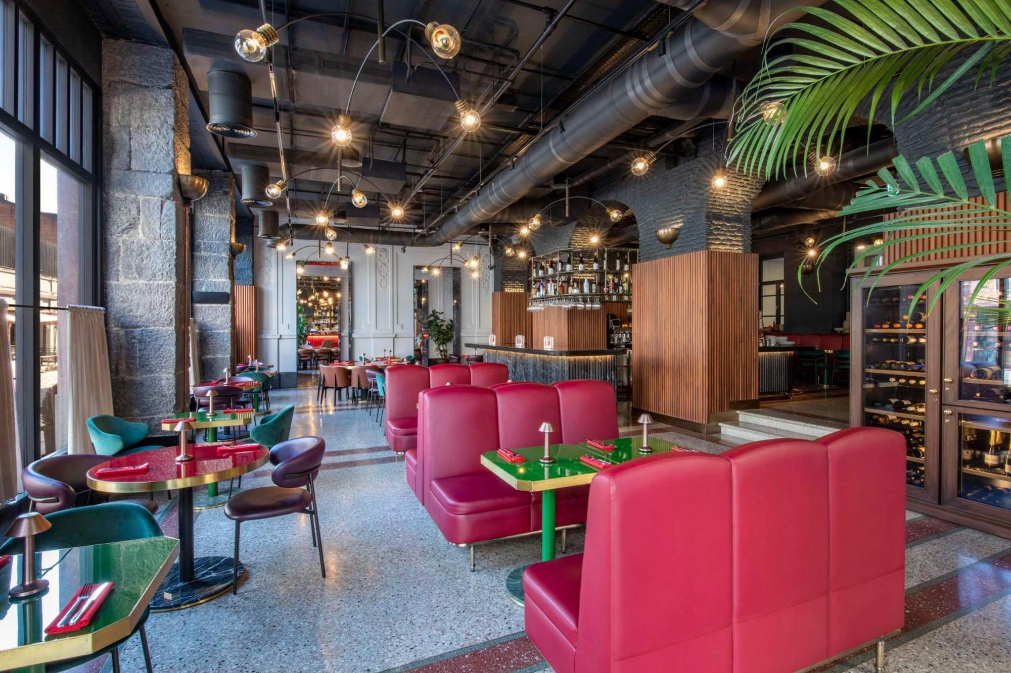 Radisson Red Tbilisi Hotel ภายนอก รูปภาพ